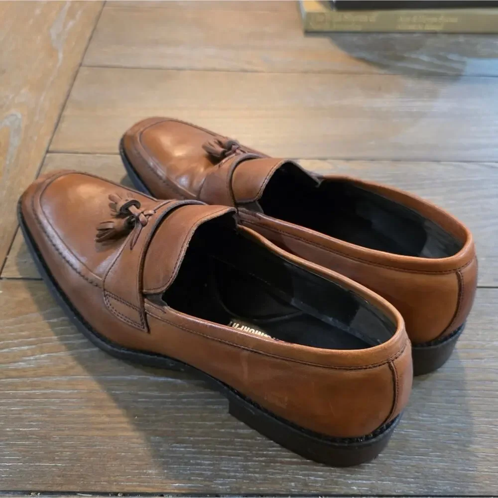 Johnston & Murphy Larsey Tassel Loafer, Men's Size 10
